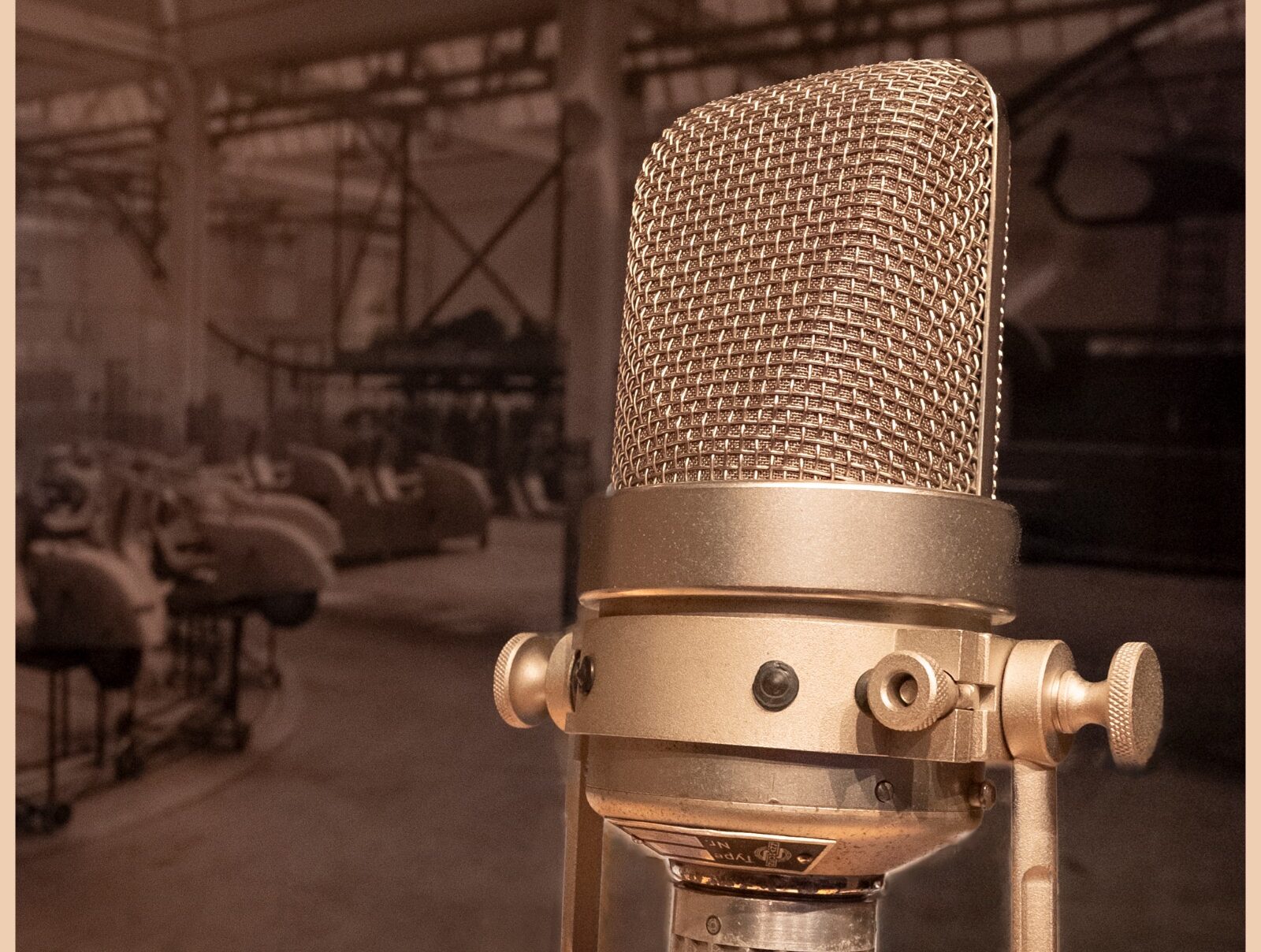 microfoni a valvole Neumann degli anni 1947 e 1949